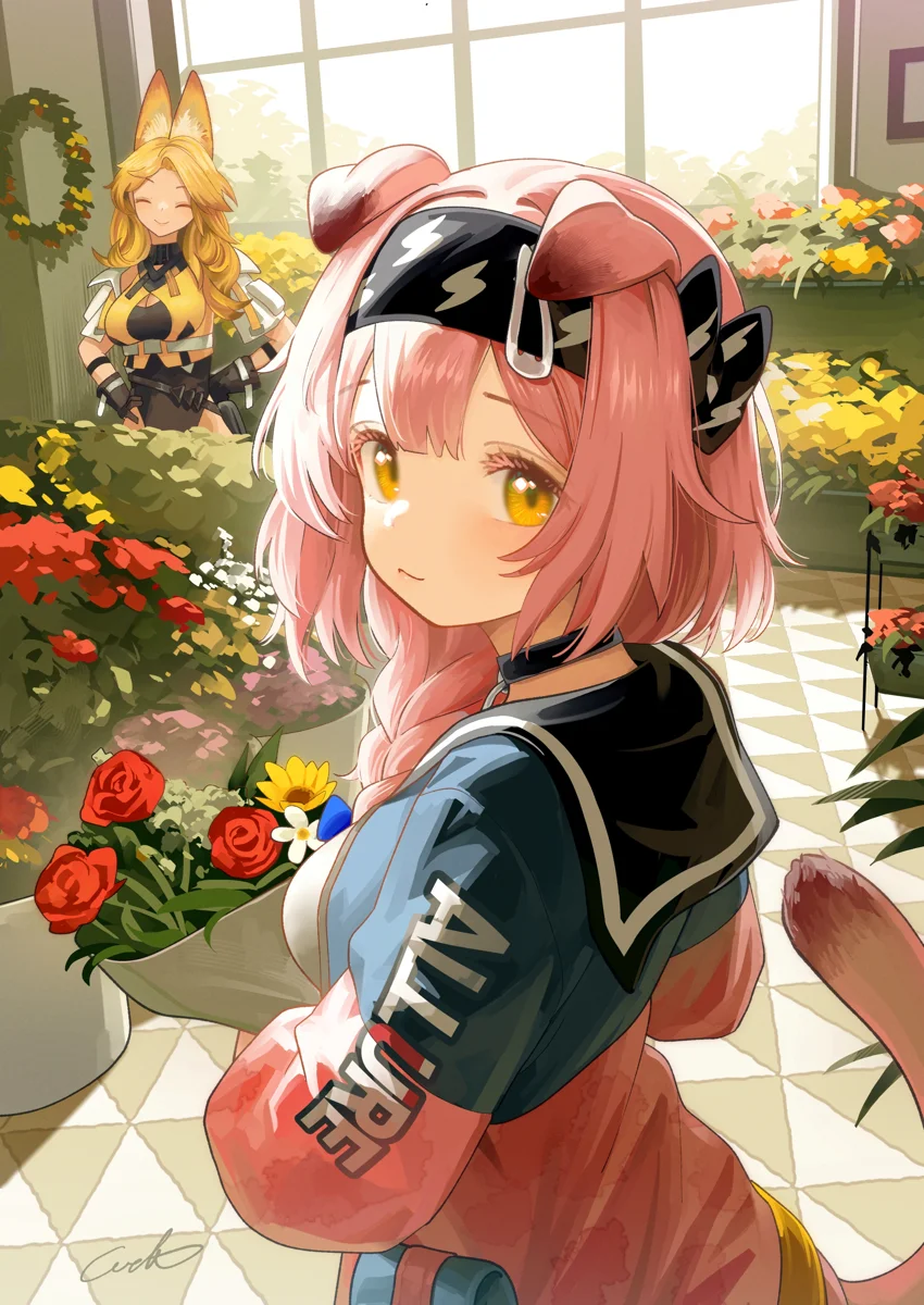 簇拥花朵
